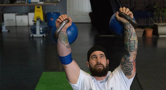 Double kettlebell workout discount for muscle gain