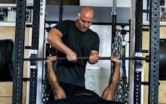 7 Essential Tips to the Barbell Bench Press for Athletes