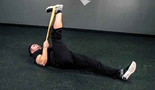 Knee exercises discount using resistance bands