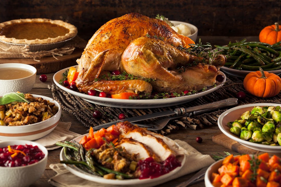 9 Tips To Avoid Thanksgiving Weight Gain