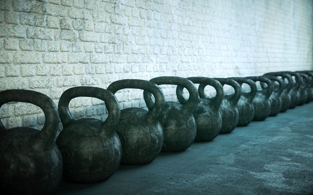 How Can Kettlebells Fit into a Powerlifting and Bodybuilding Program?
