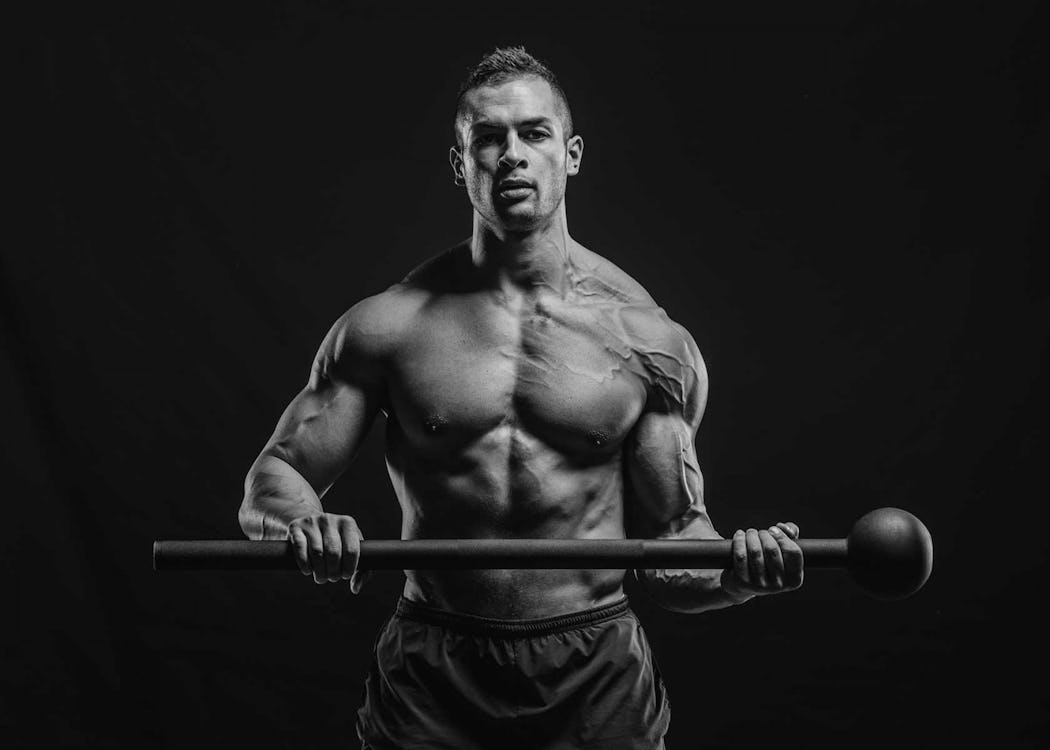 the-best-sledgehammer-workouts-for-building-strength-onnit