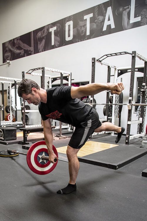 Barbell Straight Leg Deadlift: A Comprehensive Exercise Guid