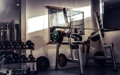 Barbells vs Dumbbells: What’s Better for your Workout?