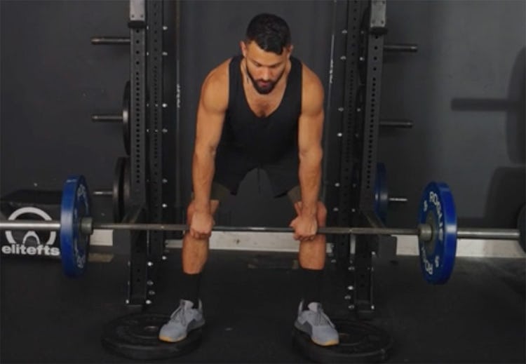 Eric Leija demonstrates the sumo-stance rack pull.