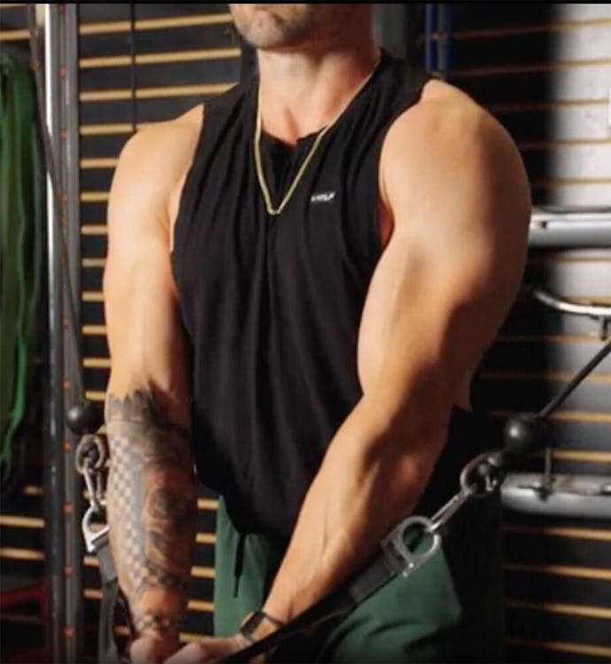 IFBB pro Jonny Catanzano demonstrates the cable crossover for the lower chest.